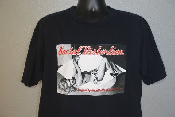 Social Distortion - 'Trapped by the Pitfalls of Sin Since '79' - Giant Brand Vintage Concert T-Shirt