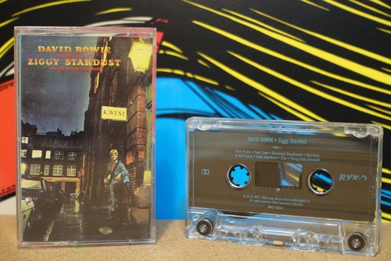 The Rise And Fall Of Ziggy Stardust And The Spiders From Mars (RARE Green Cover) by David Bowie Vintage Cassette Tape