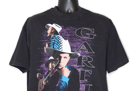 1992 Garth Brooks - On Tour Vintage Tour Concert T-Shirt