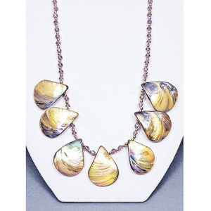 Gold Natural Shell Teardrop Beaded Necklace| Amethyst Gemstone and Gold Shell Necklace| Shell Statement Necklace| Shell Collar Necklace