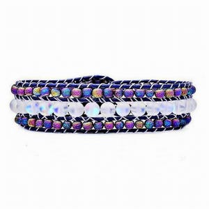 Pulseira de couro “CRYSTAL QUARTZ CUFF” | Pulseira de couro roxa | Pulseira de couro com pedra preciosa de quartzo e cristal de hematita arco-íris