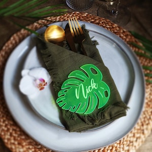 Tropical Wedding Name Cards, Monstera Leaf Place Tags Names, Custom Beach Table Tag, Birthday Party Décor Tag