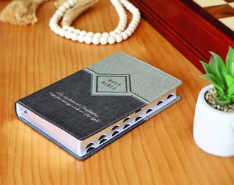 Name NIV Bible with Silver-Gilded Pages, Personalized Faith Keepsake