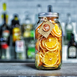 Orange Wheel - Cocktail Garnishes to BUY - Dried / Dehydrated Accessories for Craft Mixology Drinks (64 oz Mason Jar) | rohnyc