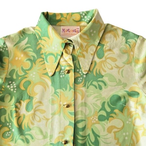 Blusa sueca vintage de los años 60 y 70, Martinette, verde, floral, estilo mod, retro, con botones, talla S