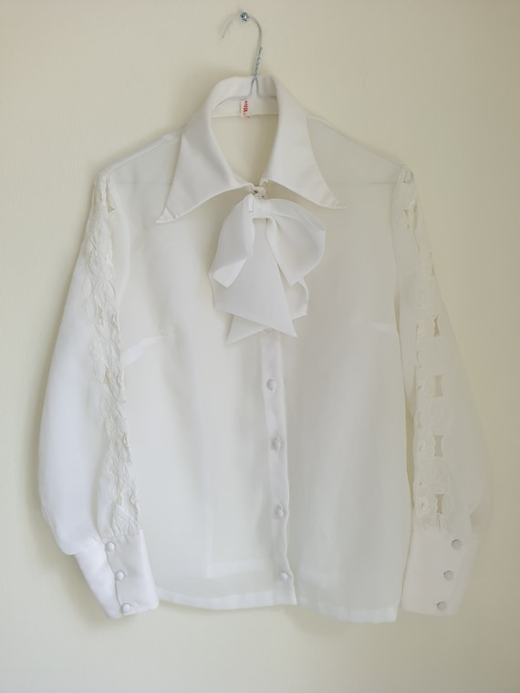 Too Big Ribbon Lace Shirt(White) – neith.onlinestore