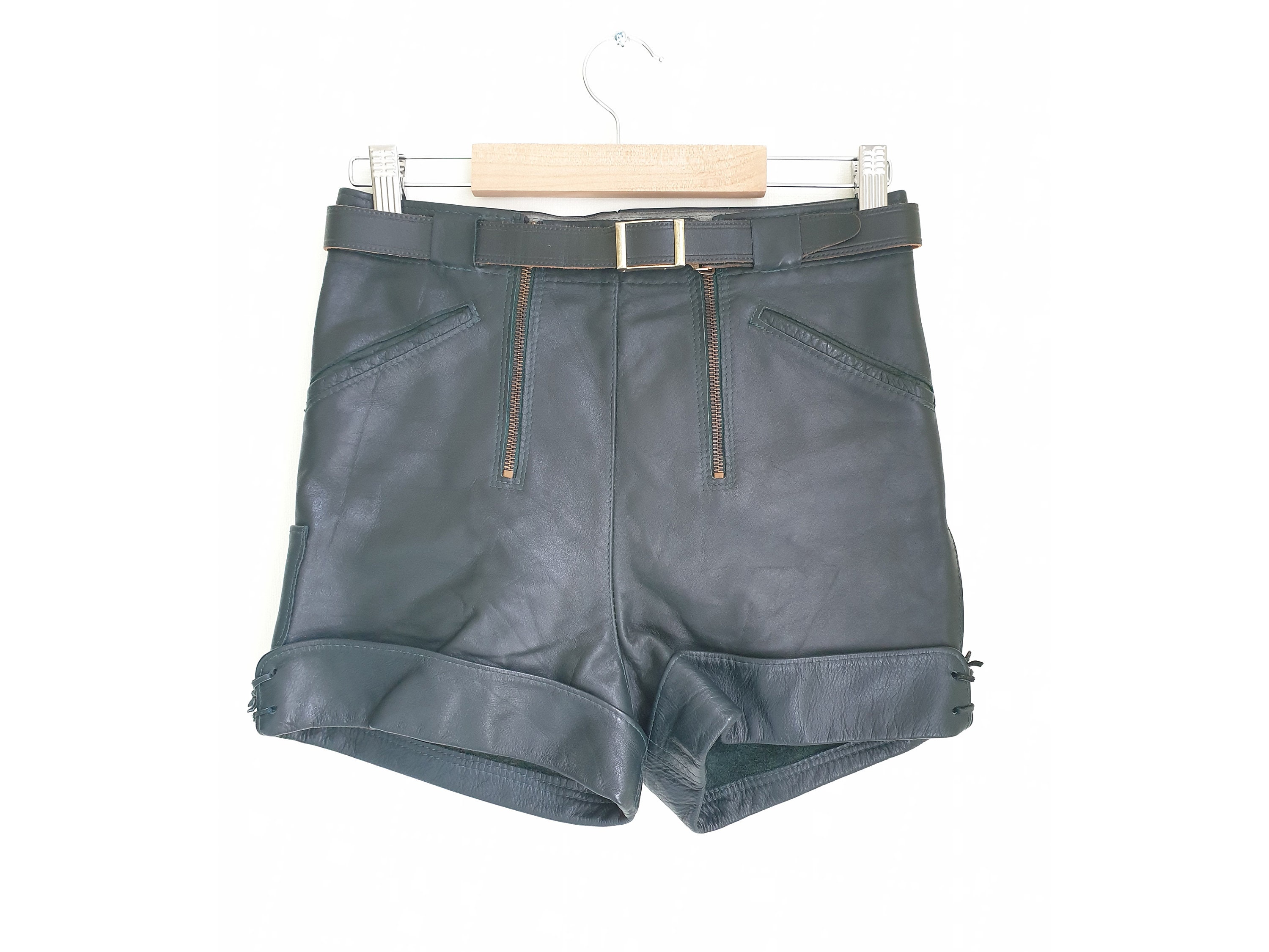 パンツ 90's made in france sheep leather shorts Vintage Women's Leather Shorts - 90s Bavarian Oktoberfest Fetish