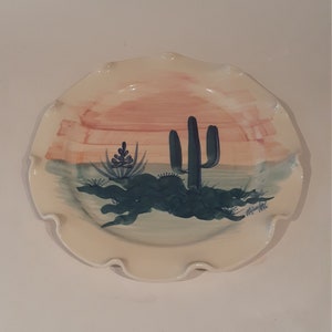 SIGNED &quot;Melinda 96&quot; VINTAGE Handmade Ceramic Scalloped Edge Southwestern Motif Themed Collectable PLATE,Hand Painted Plate,Artist Signed