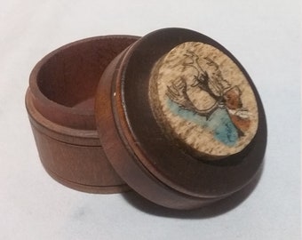 Rustic WOODEN SNUFF BOX, Vintage Round Pill Holder, Wood Tobacco Container, Vintage Snuff Storage with Buck painting,Moose Box, Storage Box