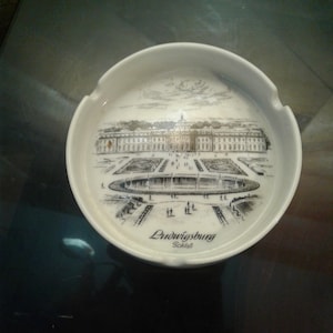 A K KAISER W Germany LUDWIGSBURG ASHTRAY,Kaiser Porcelain West Berlin,Ceramic Ludwigsburg Souvenir Memorabilia Ashtray,Destination Ashtray