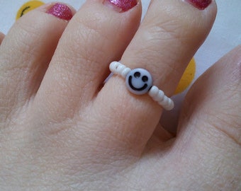 Super Cute White Be Happy Face Emoji Bead Stretch Toe Ring Summer Beach Holiday