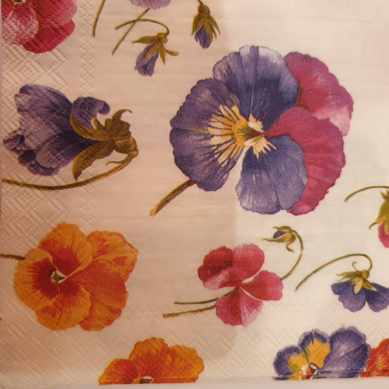 4 Floral Paper Napkins Serviettes Decoupage Napkins JOURNALING Craft Supplies