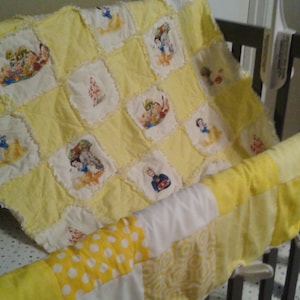 Snow White Fray Blanket, Snow White, Princess,Baby Bedding, Crib Set,Throw,baby Blanket, Baby Crib Bedding,baby rag quilt