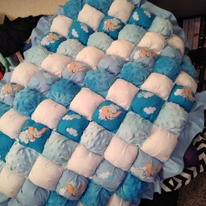 Disney Dumbo quilt,Dumbo blanket,elephant baby set,bubble quilt,elephant and clouds,baby quilt,crib set,baby bedding,blue and white,