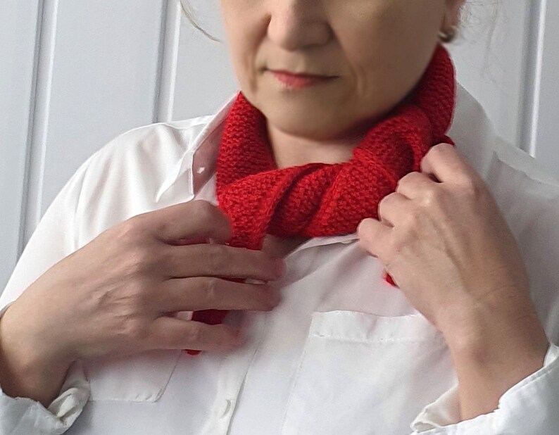 Little Merino Neck Shawl. Small Neck Scarf Kerchief. Knitted Etsy