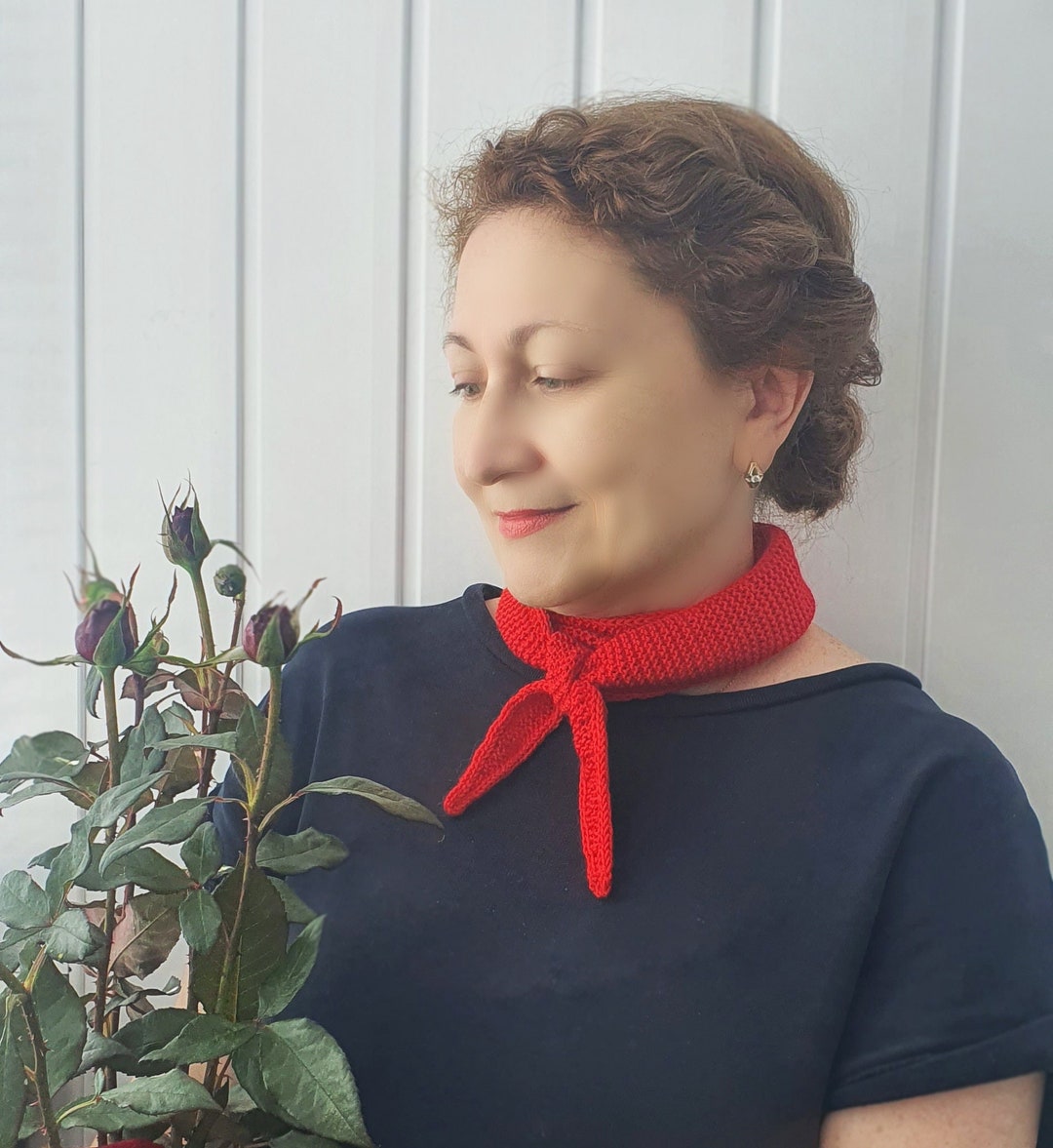 Scarf Sophie, Little Merino Scarf, Knitted Neck Shawl, Mini Scarf