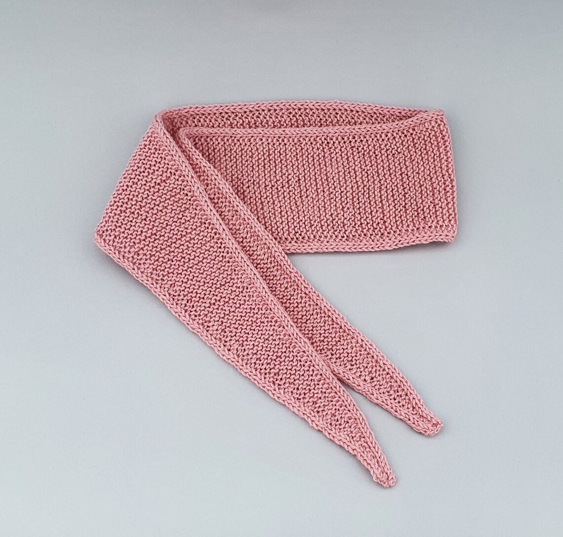 Little Merino Neck Shawl. Small Neck Scarf Kerchief. Knitted Scarf