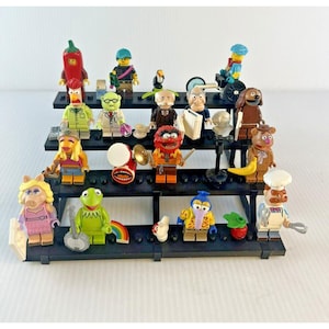 File STL per la stampa 3D di un espositore per minifigure da 20 figure/80 pioli