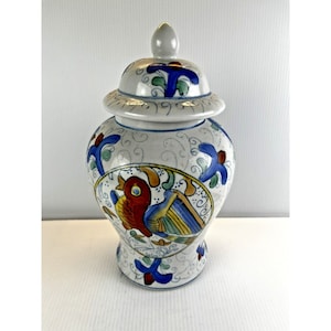 Vintage Chinese Bird of Paradise Ginger Jar – 10” Lidded Porcelain Vase Urn