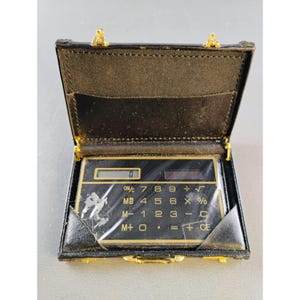 Mini-calculatrice VTG 4 x 2,5 po. Fonctionne sur piles, format de poche fantaisie