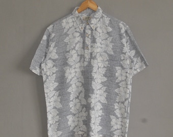 Vintage PIKO Hawaiian Surf Longboard brand shirt size Large / 1990s Classic Hawaii Native Half Button Style beach Cotton shirt