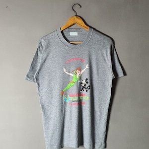 Vintage 1991 Disney World on Ice Japan Tour T shirt size M / 90s Peter Pan Mickey Mouse Anime Cartoon Walt Disney Graphic Novelty Gray tee