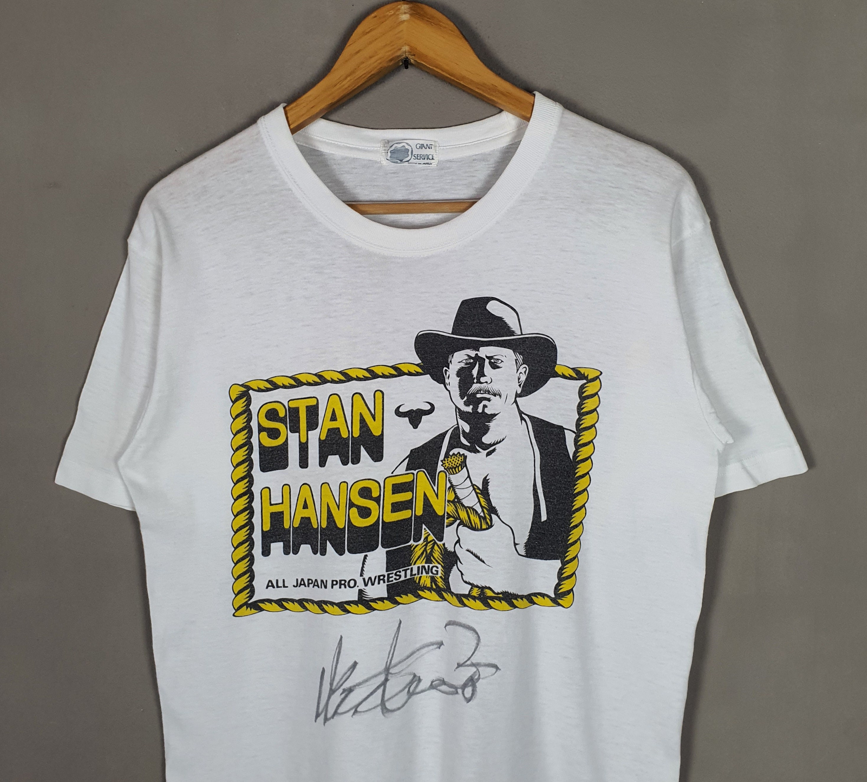 【サイン入り】ALL  JAPAN  PRO.  WRESTLING  Tシャツ il_1080xN.4979089016_ni3a.jpg