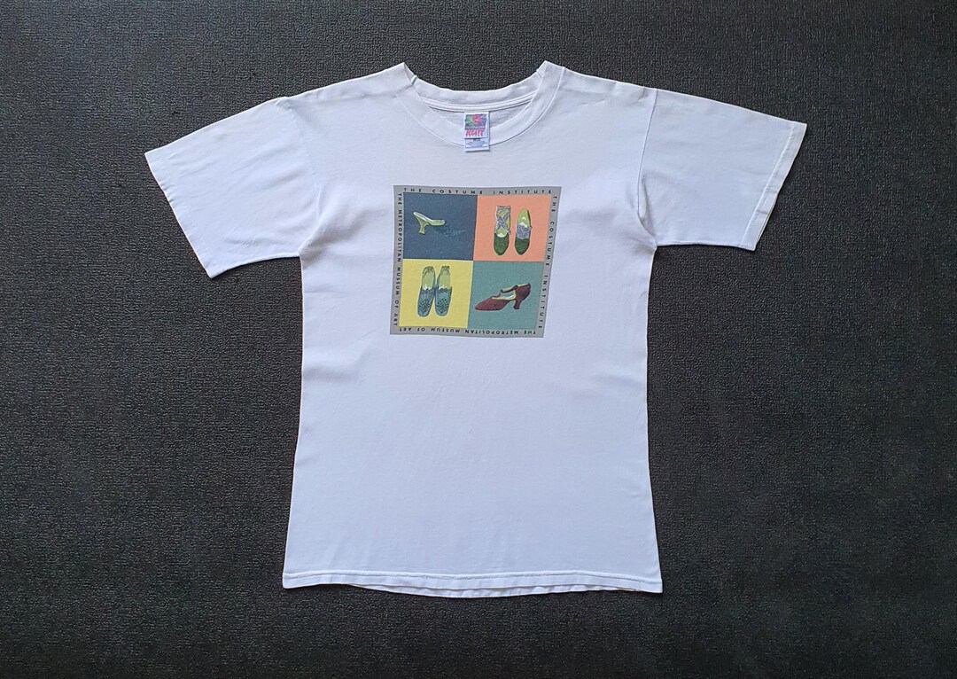 ◆THE MUSEUM VISITOR◆ AMBG PRINTED CROP TSHIRT WHITE NAVY AMBUSH logo-print T-shirt | White | FARFETCH