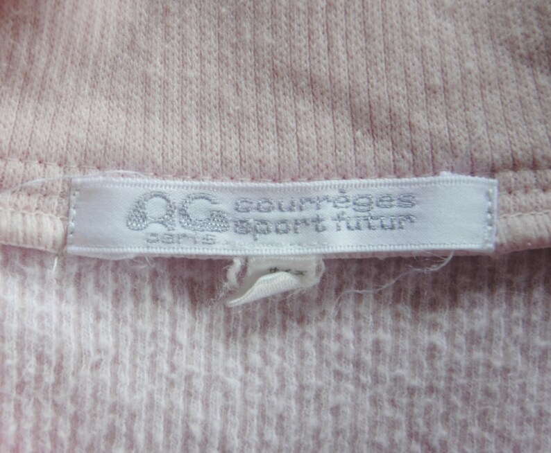 Ladies Vintage COURR\u00c9GES 1980s Sweatshirt Small Vintage fashion Designer sweater Pink pullover crewneck