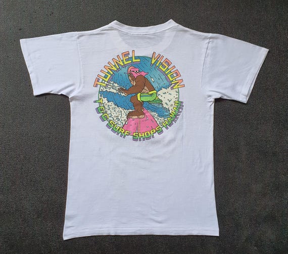 Vintage 1987 T&C Surf Design OG 1980s T Shirt Small / 80s Town and