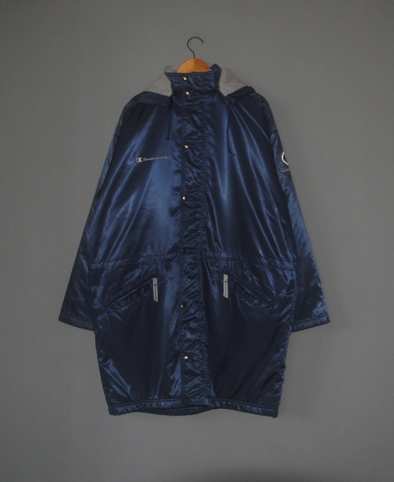 Vintage CHAMPION Long coat Jacket Hoodie 1990s Windbreaker X-Large / 90s Champion logo Coach sweater / Hipster streetwear winter Pullover