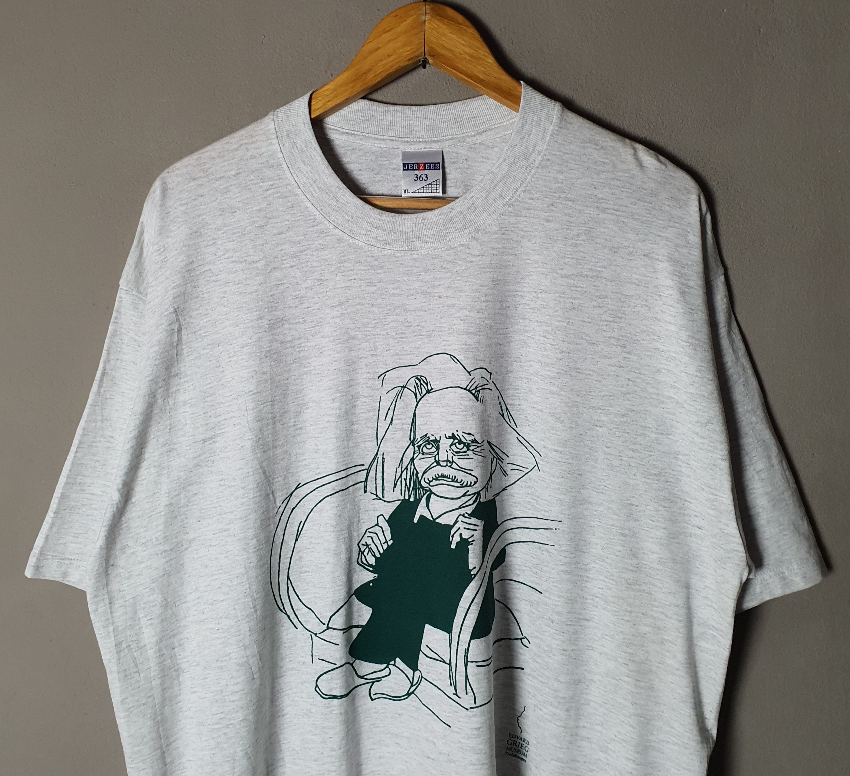 Vintage 90s EDVARD GRIEG Illustration Photo T Shirt Size XL 