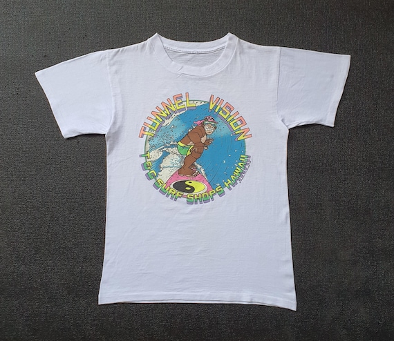 Vintage 1987 T&C Surf Design OG 1980s T Shirt Small / 80s Town and