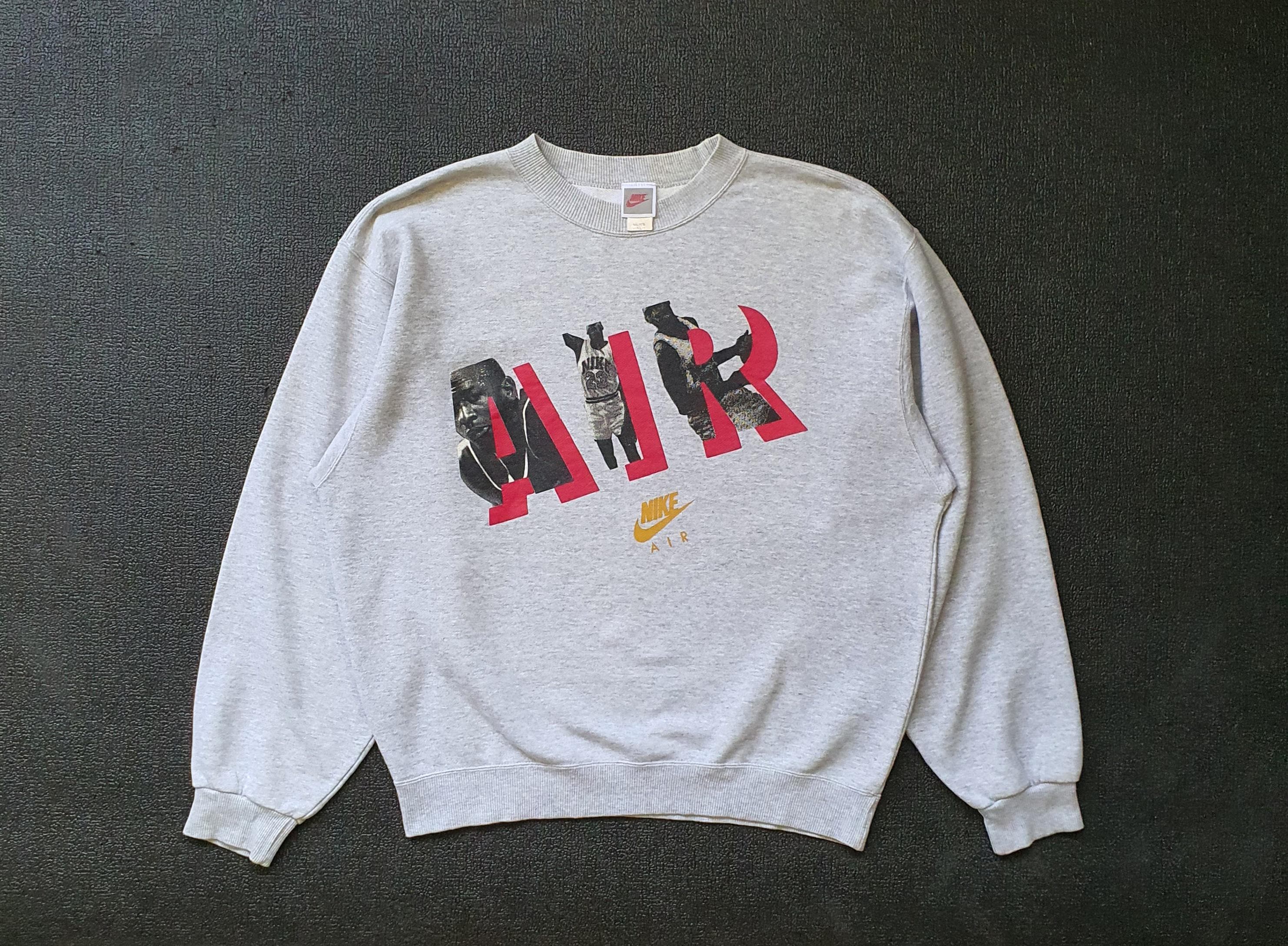 Vintage NIKE Air Jordan 90s Sweatshirt size Medium / 1990s Nike Grey label Basketball Michael Jordan NBA Bull Hip Hop streetwear Pullover