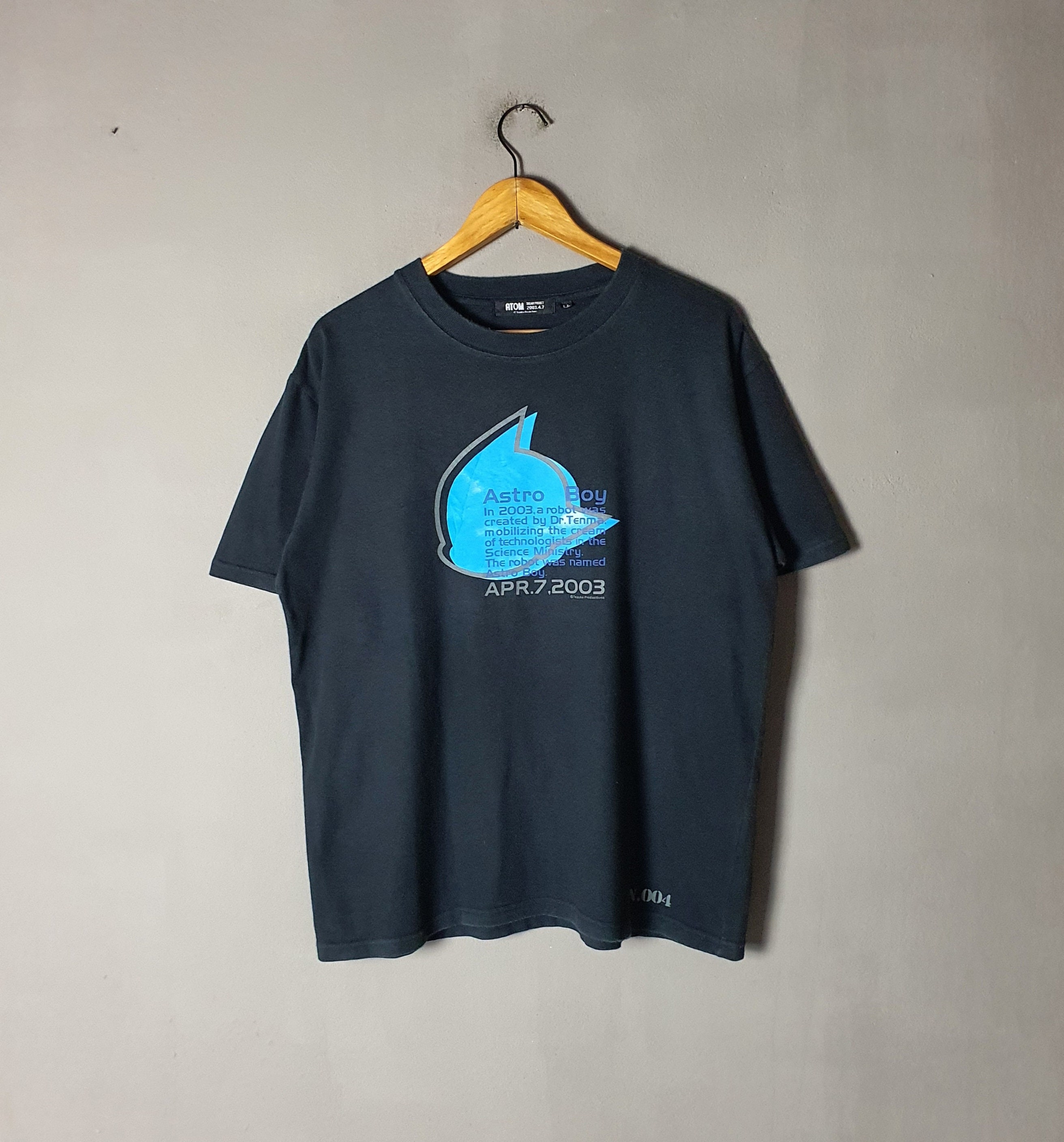 Vintage 2003 ASTRO BOY Tezuka Production T Shirt Size M-L