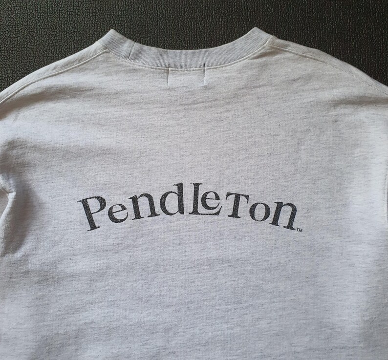 Rare PENDLETON Yellowstone National Park sweatshirt size Large / pullover / Classic American style Bison Crewneck image 9