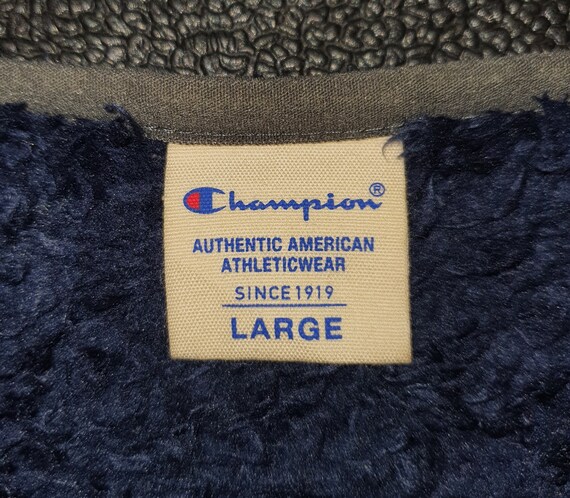 Champion sweater zipper clearance letra