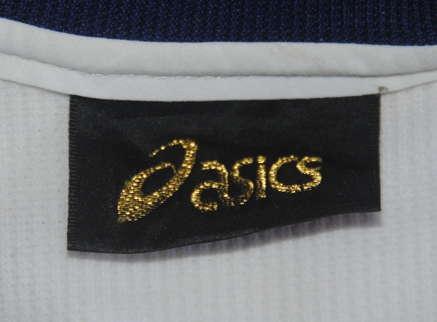 Vintage ASICS 1990s Polyester Sweater Size Small / Medium