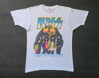 Vintage 1990 KISS Hot in The Shade World Tour T shirt size M to L  / Rare 1990s Concert Metal Hard Rock Paul Stanley 90s Tee