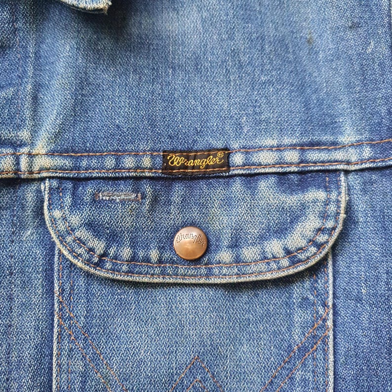 Vintage 70s WRANGLER 14 oz Denim Jacket size 38/M / 1970s Wrangler USA Trucker Biker Grunge Faded jeans Distressed Thrashed Western Jacket image 7