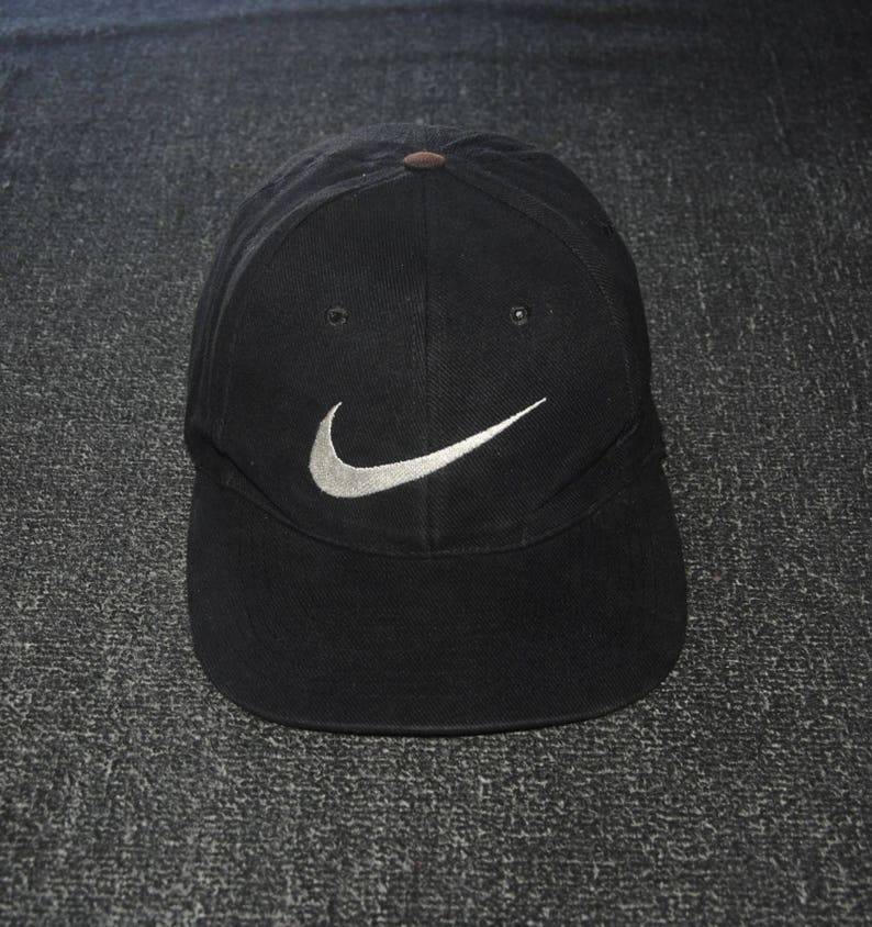 vintage nike baseball cap
