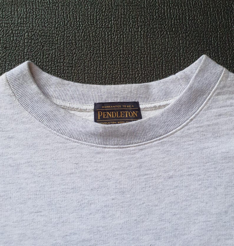 Rare PENDLETON Yellowstone National Park sweatshirt size Large / pullover / Classic American style Bison Crewneck image 4