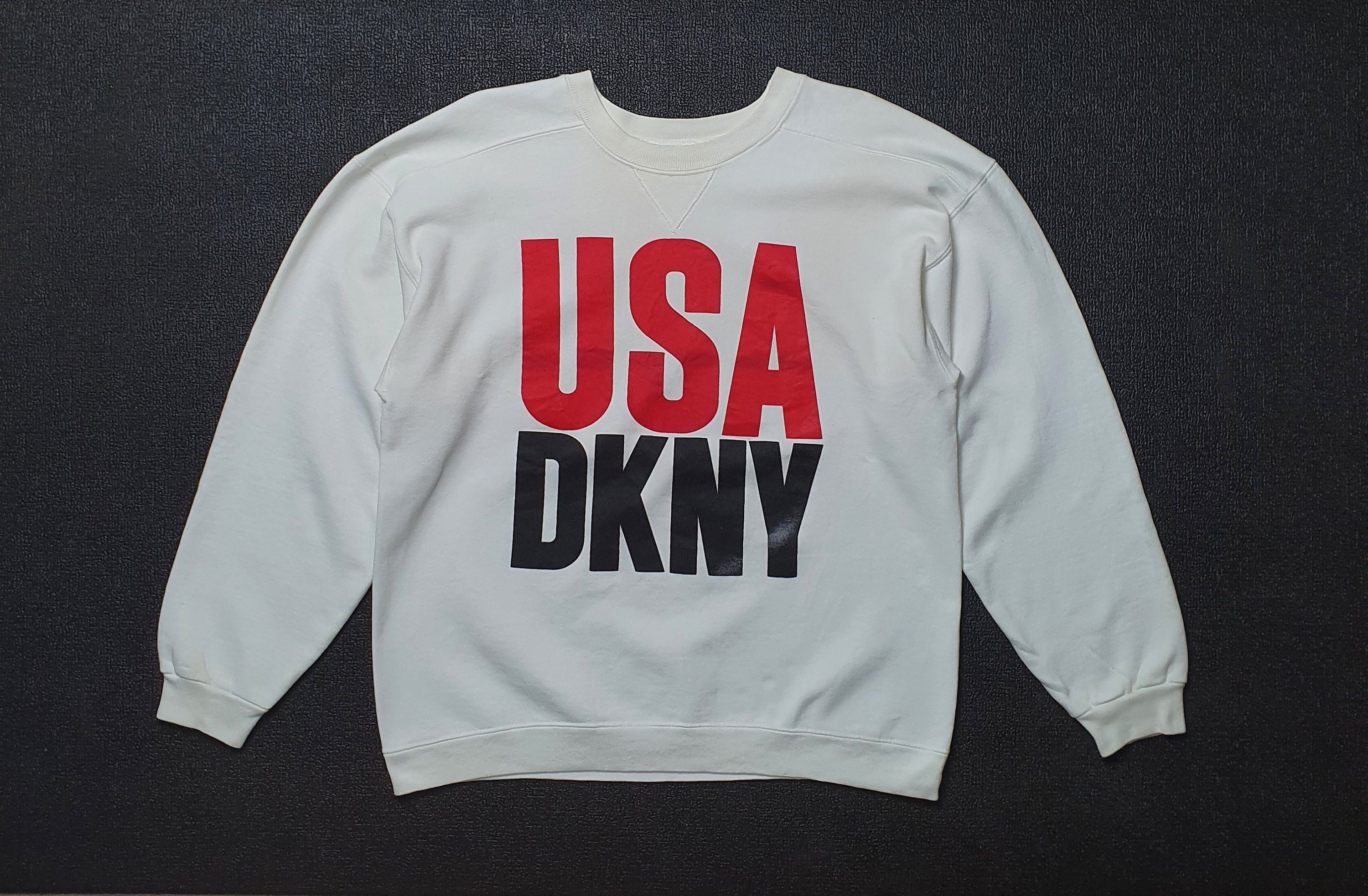 【ビッグロゴ】90s DKNY JEANS ビッグプリントロゴ　スウェット ビッグロゴ】90s DKNY JEANS ビッグプリントロゴスウェット