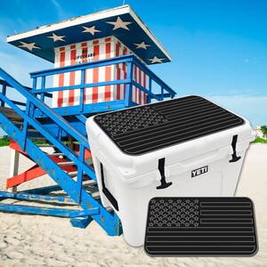 USATuff SeaDek Cooler Pad for YETI 20 Roadie US Flag B/G
