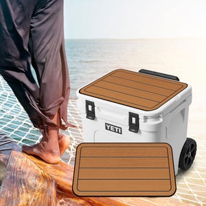 SeaDek Cooler Pad YETI Roadie 60 Teak Lines T/B