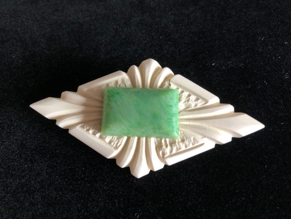 Art deco diamond shaped brooch with faux jade 193… - image 6