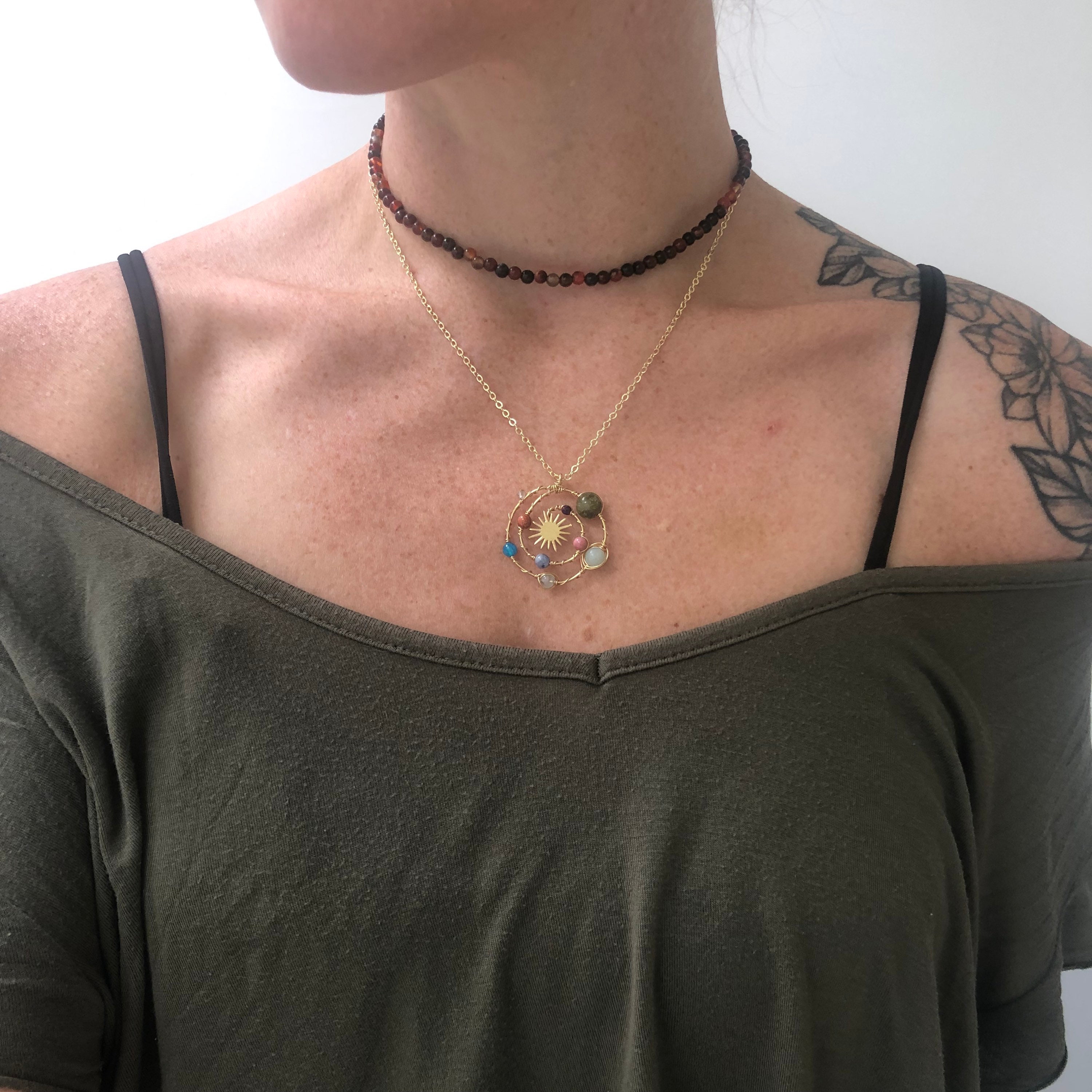 Collana con pietra preziosa del sistema solare - Italia Collana con pietra preziosa del sistema solare - Italia