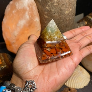5 Chakra Orgonite Pyramid - Red Jasper ~ Carnelian ~ Citrine ~ Green Aventurine ~ Clear Quartz ~ Copper
