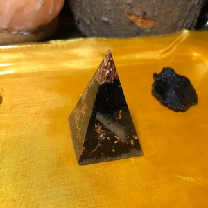 Shaman pyramid ~ Shungite ~ Black Tourmaline ~ Selenite ~ Copper
