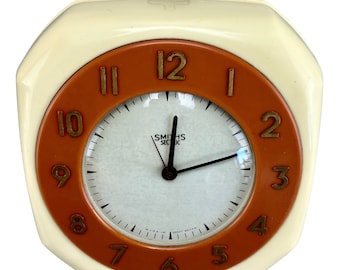 Relógio elétrico vintage de baquelite Smiths - Sectric - década de 1950 - pendurado na parede - Kitchenalia